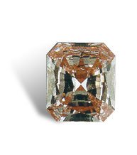 Il diamante Mouawad Pink, taglio smeraldo rosa